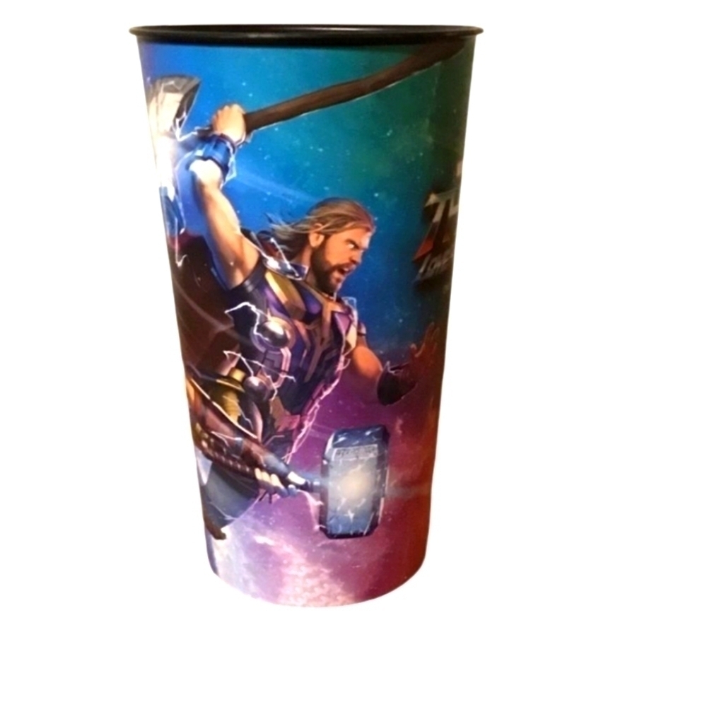Bundle two Marvel Studios Thor 44oz Movie Cups - Picture 3 of 5